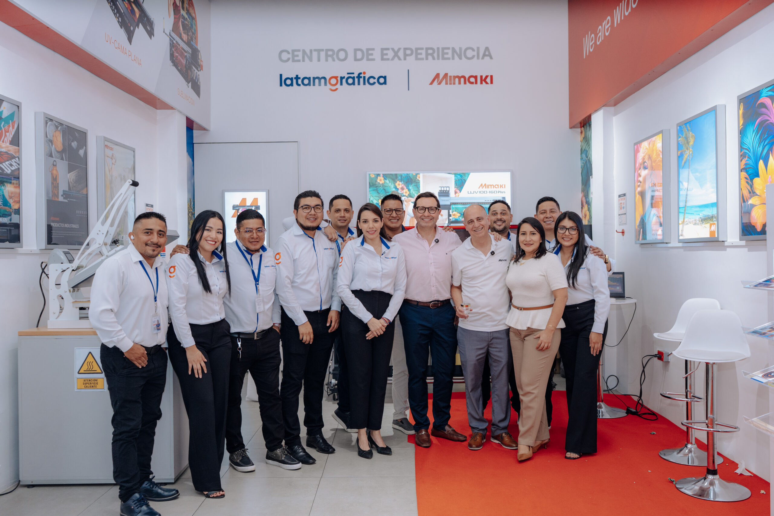 Equipo LATAMGRÁFICA - Trabajo en equipo